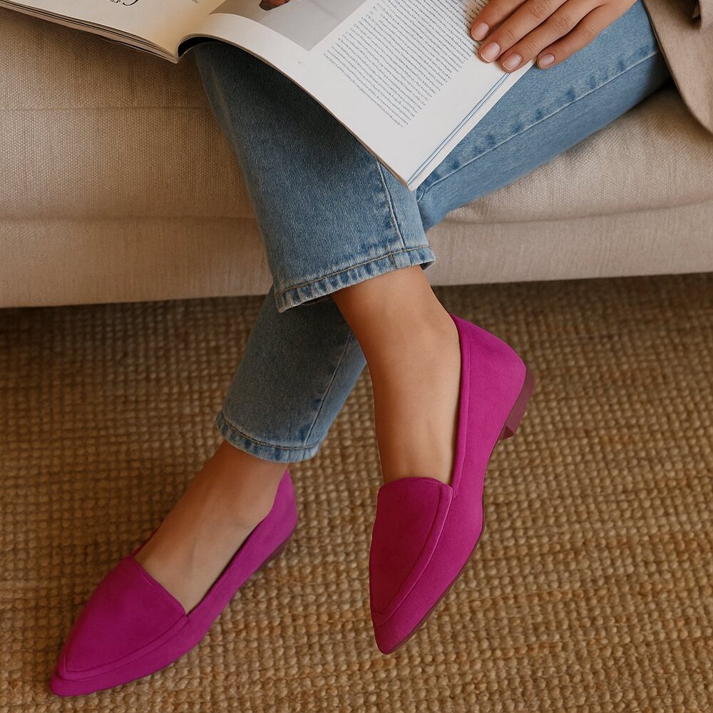 GAP Fuchsia Suede Pointed-Toe Flats Women’s Size 9.5 - Picture 2 of 4